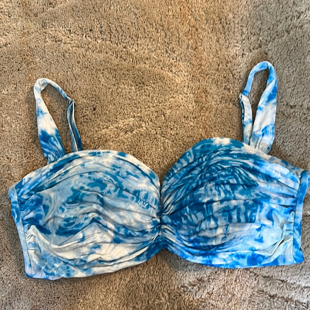 40D bleu bikini top